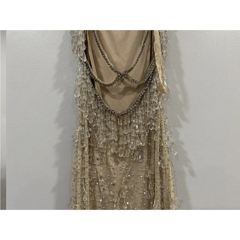 Mac Duggal 10101 Nude Silver V-Neck Column Gown with Fringe Embellishments Sz 0 - Picture 11 of 12